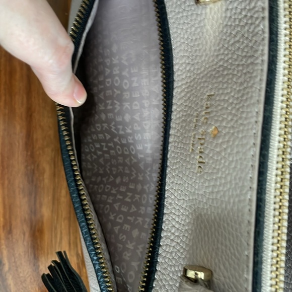 Kate Spade Purse - Picture 3 of 6